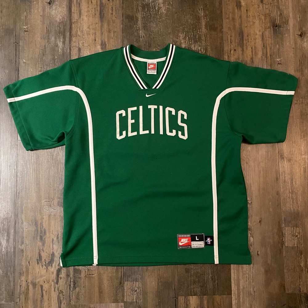 Vintage Boston Celtics Team Nike Warmup Jumper Shirt
